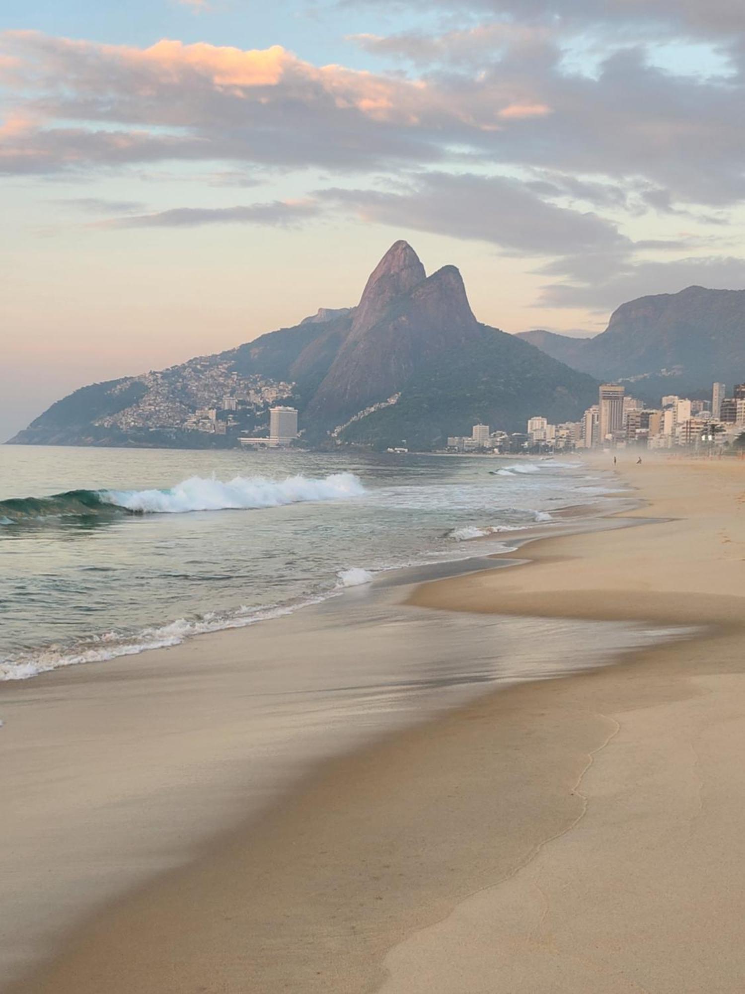 charmosa cobertura em Ipanema na quadra da praia de quarto, sala, terraço e sauna Rio de Janeiro Exterior foto